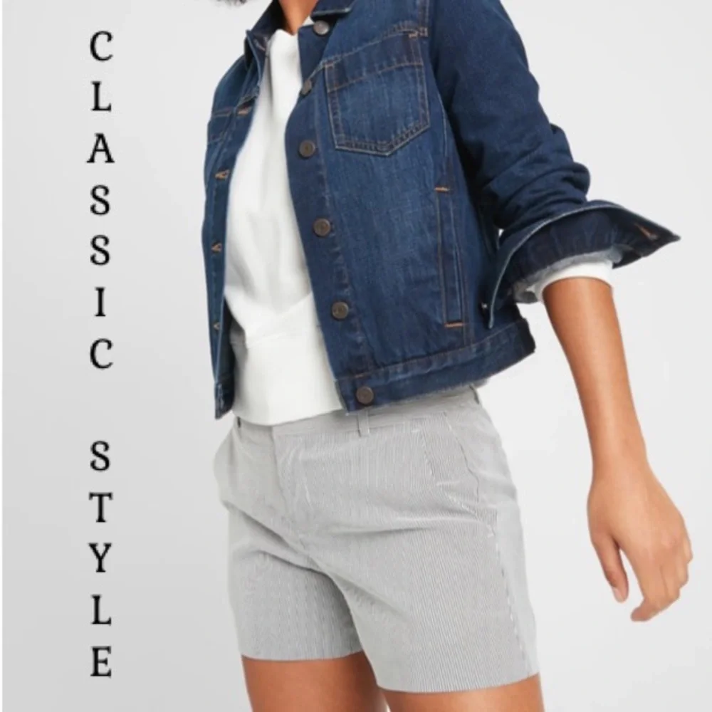 Tailored Stripes Shorts Navy White Chino Bermuda Khakis Womens Size 16
